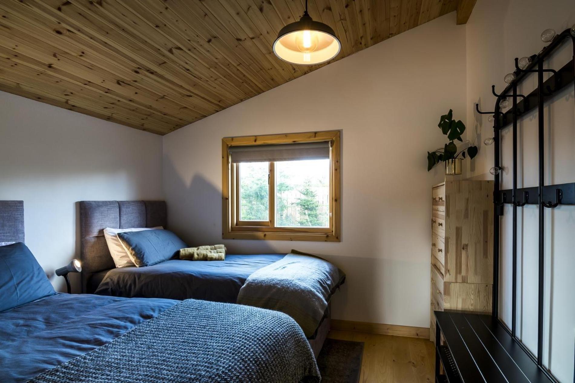 Fern Lodge - 2 Bedroom Log Cabin - Saint Florence - Tenby Екстер'єр фото